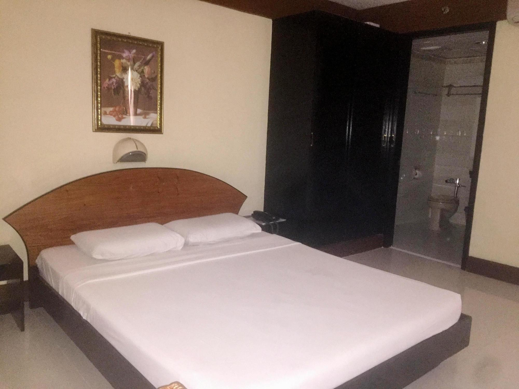 Paragon Suites Cebu Екстериор снимка