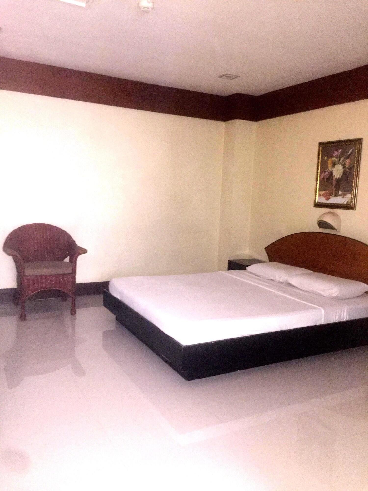 Paragon Suites Cebu Екстериор снимка