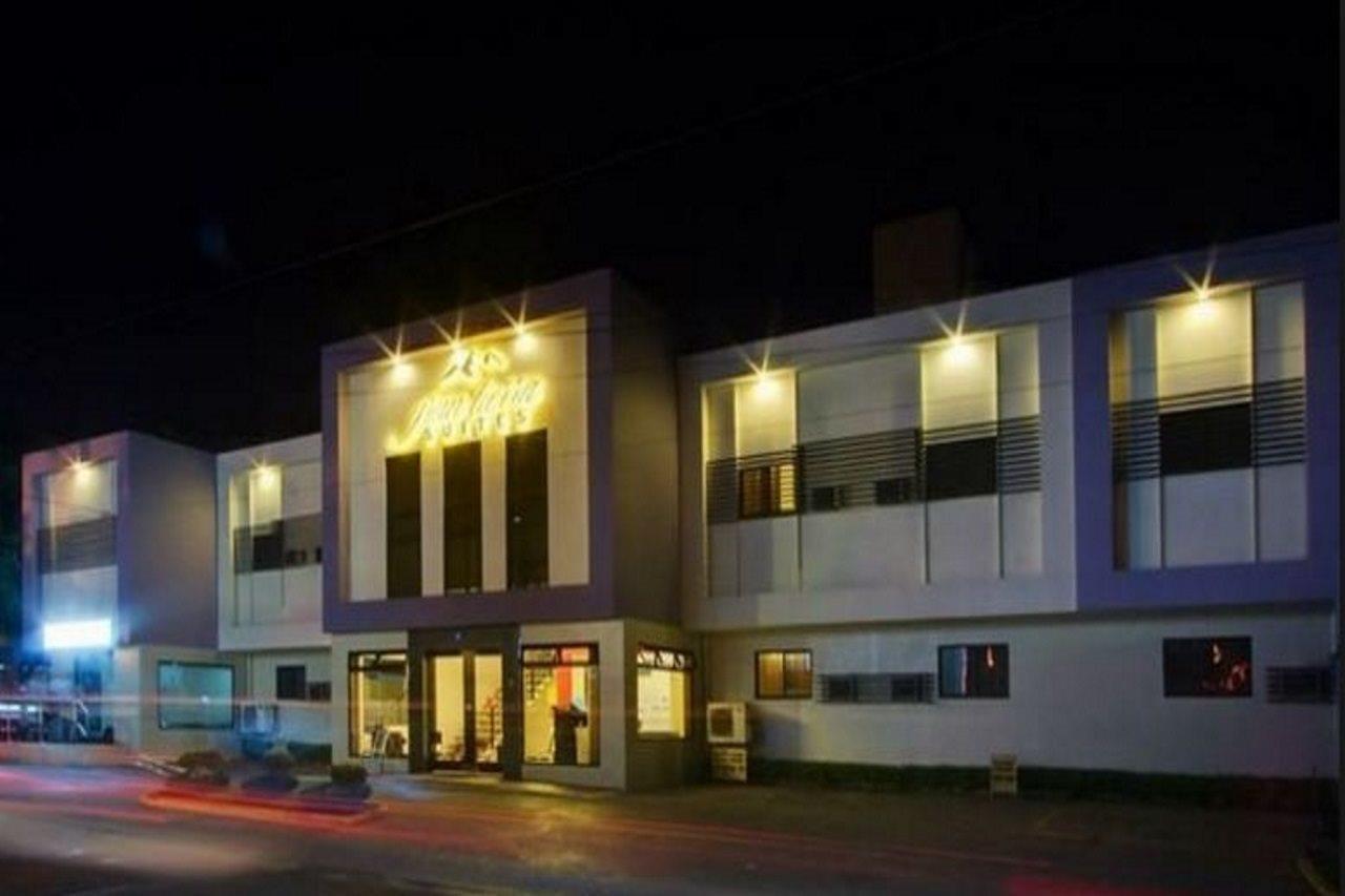 Paragon Suites Cebu Екстериор снимка
