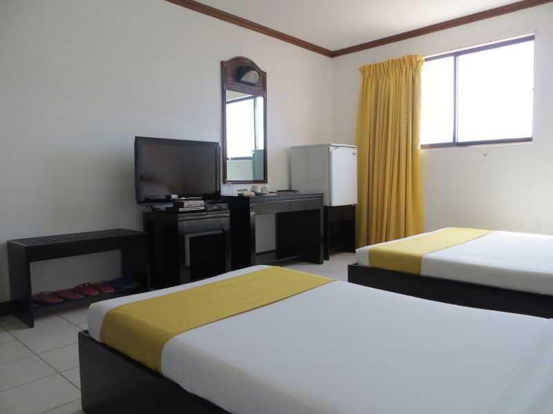 Paragon Suites Cebu Екстериор снимка