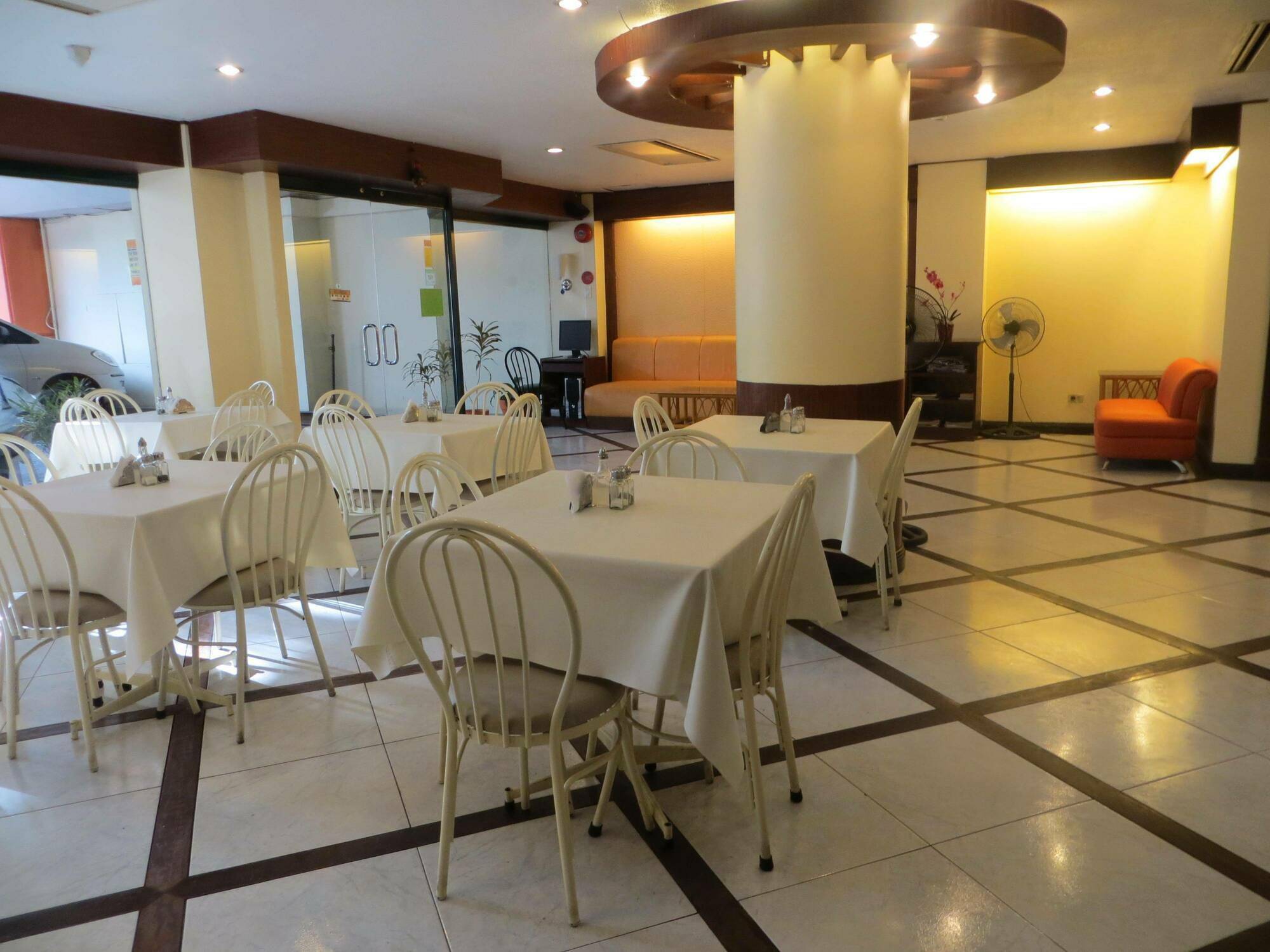 Paragon Suites Cebu Екстериор снимка